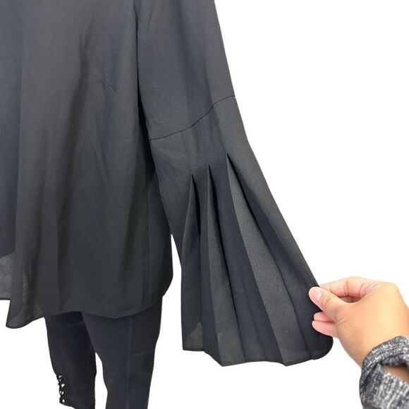 TALBOTS Woman Black Roundneck Chiffon Pleated Sleeve Blouse size 1x New - Picture 3 of 9